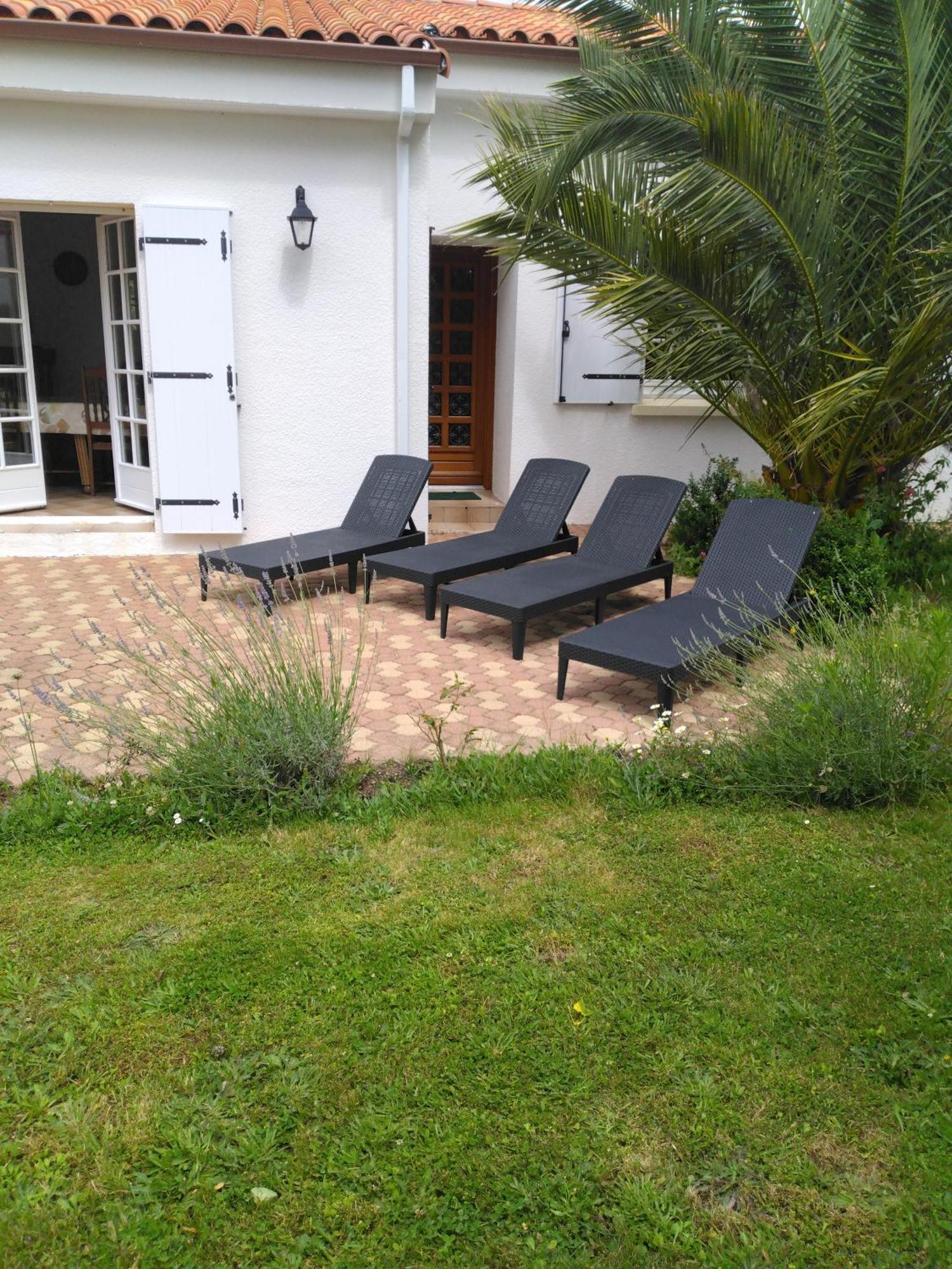 Villa Familly Avrillé Exterior foto